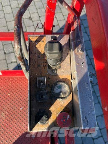 SkyJack SJ4626 Karos emelők