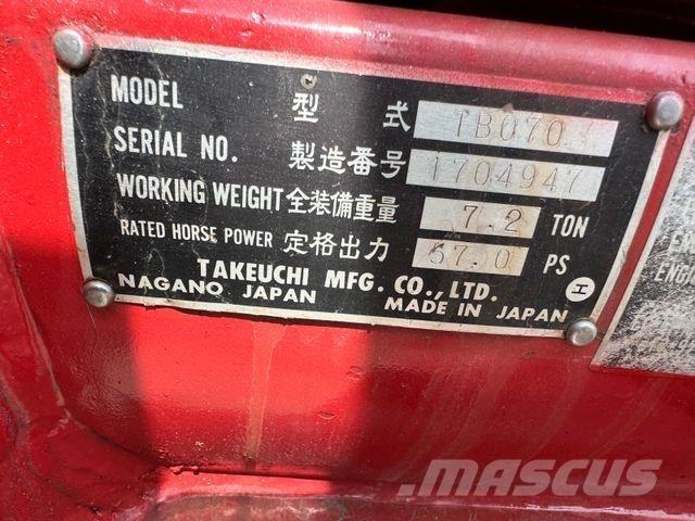 Takeuchi TB070 Mini kotrók < 7t