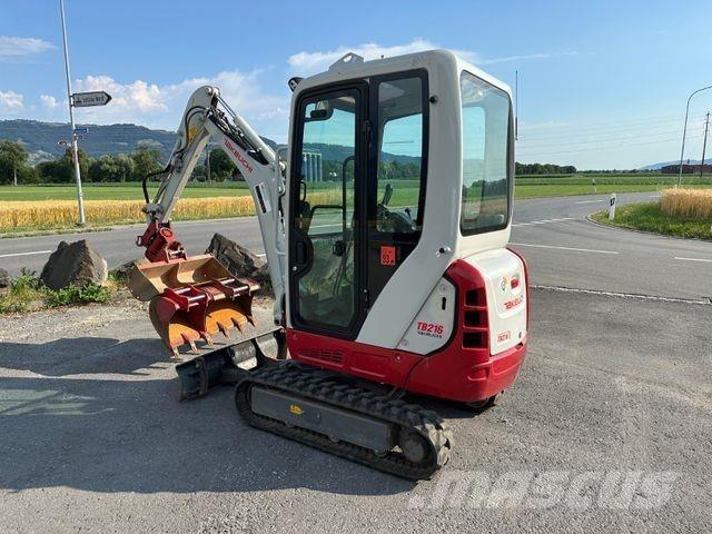 Takeuchi TB216 Mini kotrók < 7t