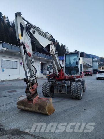 Takeuchi TB295W Gumikerekes kotrók