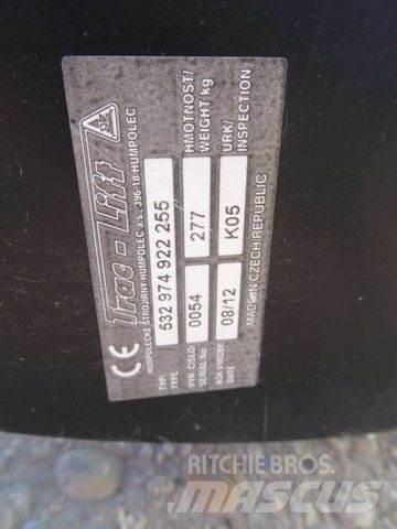  TRAC LIFT hay forks Egyéb szálastakarmányozási gépek