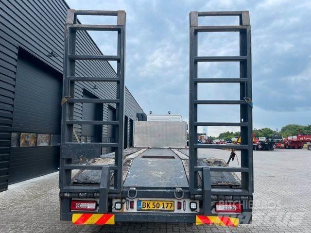 Volvo FMX 420 6x4 Platós / Ponyvás teherautók