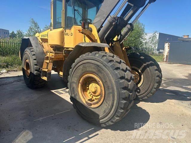 Volvo L 120 E Gumikerekes homlokrakodók