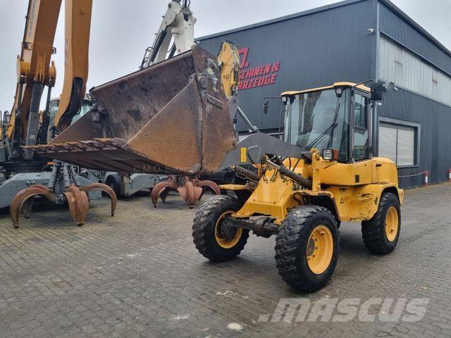 Volvo L 30 G Gumikerekes homlokrakodók