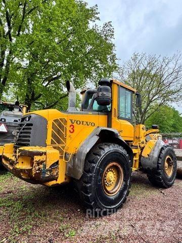 Volvo L 90 F Gumikerekes homlokrakodók
