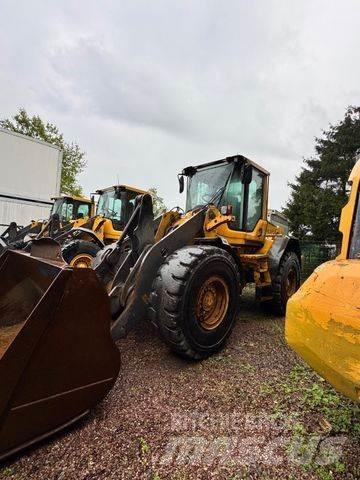 Volvo L 90 F Gumikerekes homlokrakodók