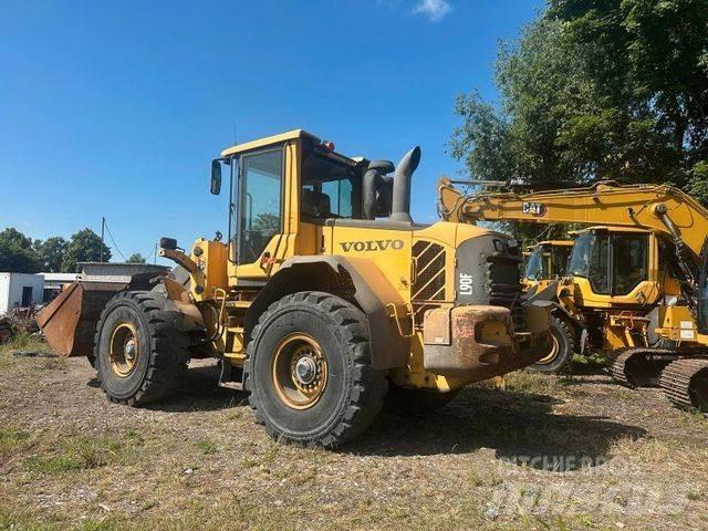 Volvo L 90 F Gumikerekes homlokrakodók