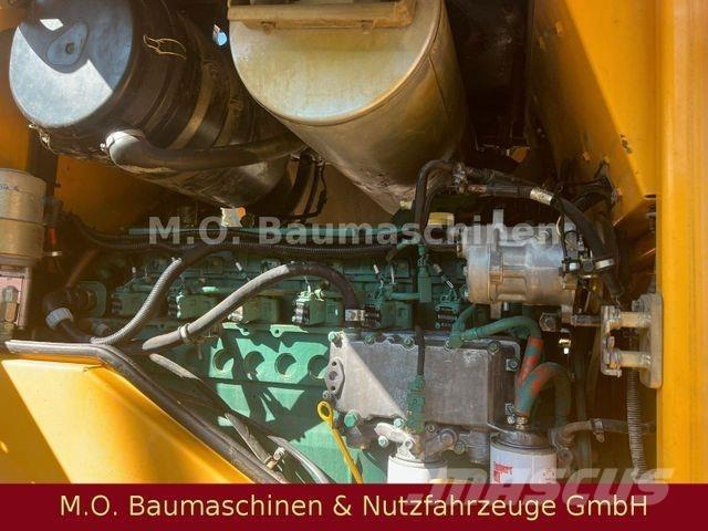 Volvo L120 E /Waage / Gumikerekes homlokrakodók