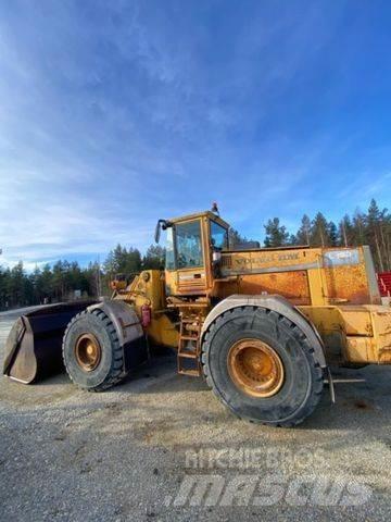 Volvo L180 Gumikerekes homlokrakodók