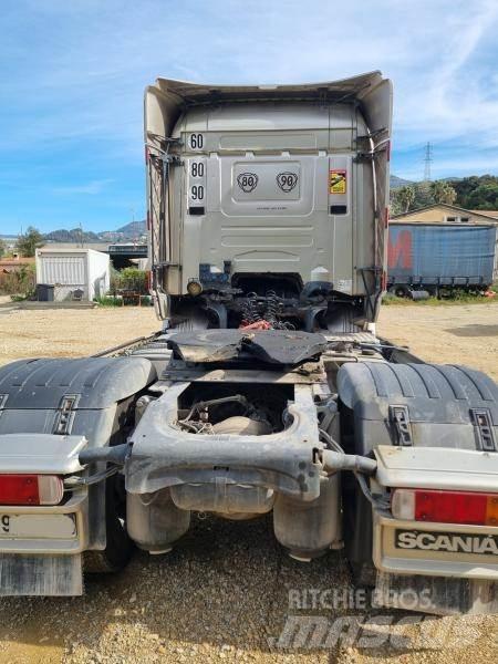 Scania v8 560cv Nyergesvontatók