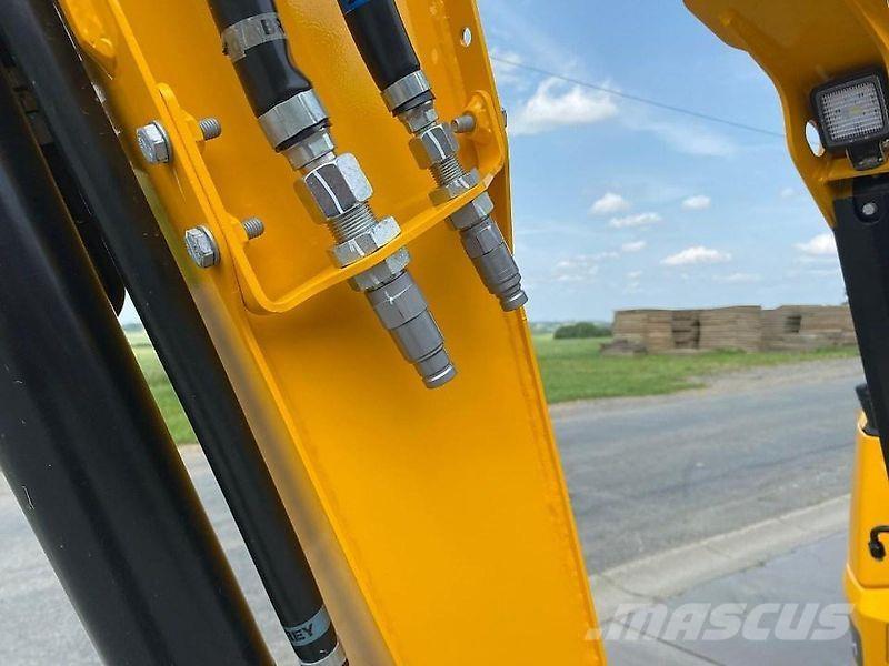 JCB 25-Z1 Cab Pro Lánctalpas kotrók