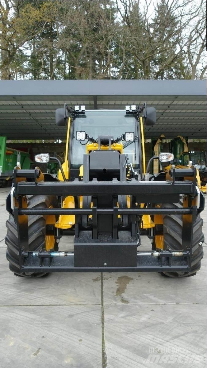 JCB TM 320 S Teleszkópos rakodók