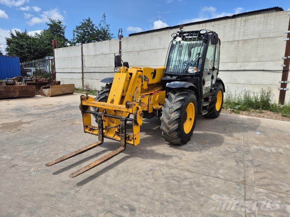  531 70 Teleszkópos rakodók