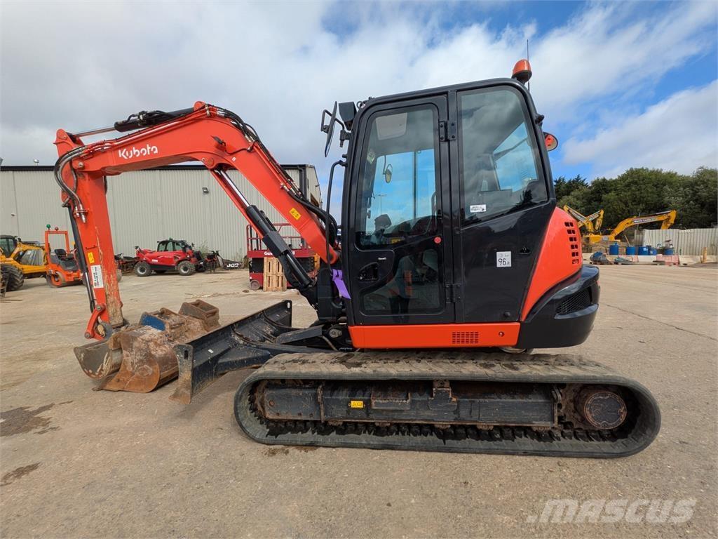 Kubota  Mini kotrók < 7t