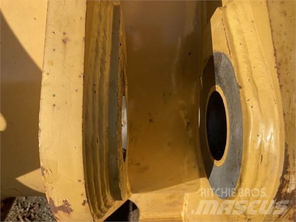 CAT 986H Kanalak