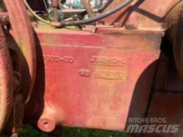 Farmall M Tractor Építőipar - Egyebek