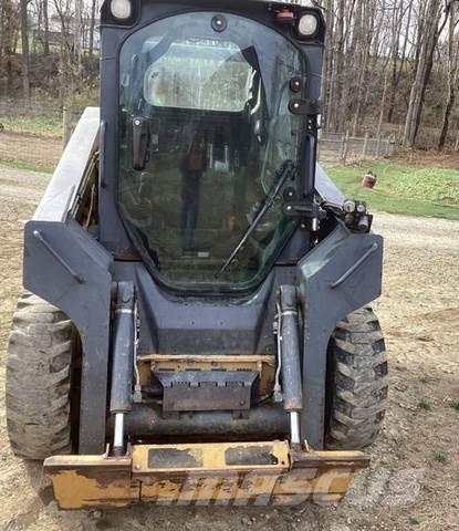 John Deere 318D Építőipar - Egyebek