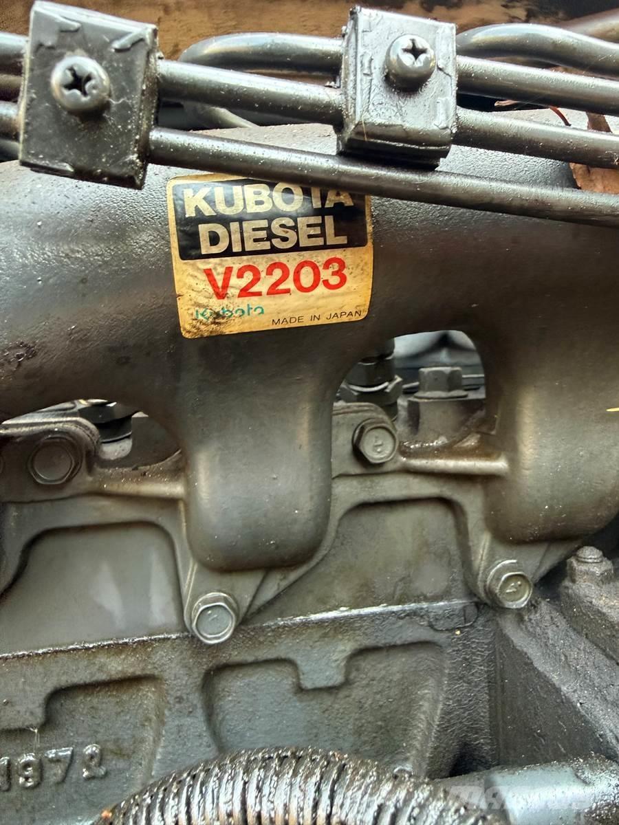 Bobcat 753 Kompaktrakodók