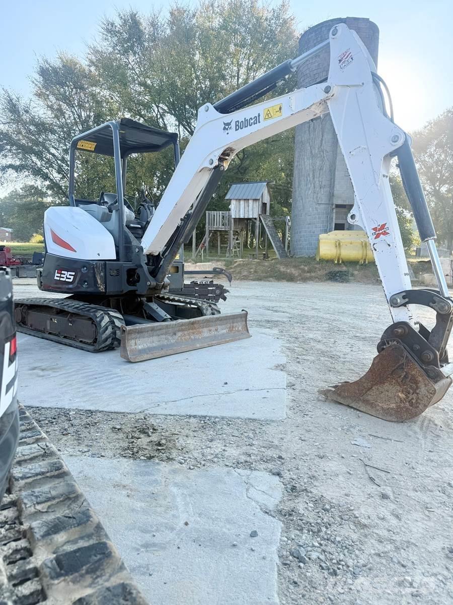 Bobcat E35 Mini kotrók < 7t