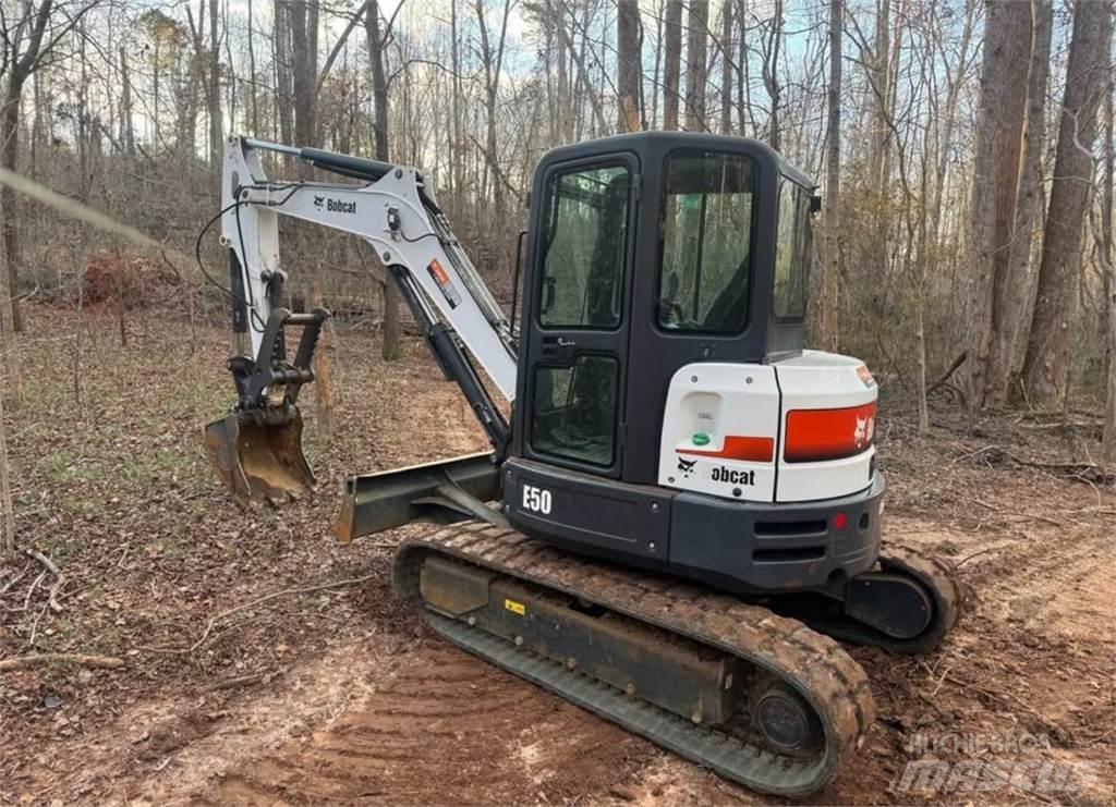 Bobcat E50 Mini kotrók < 7t
