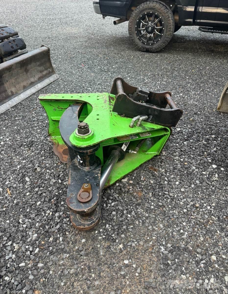 Bobcat E85 Lánctalpas kotrók