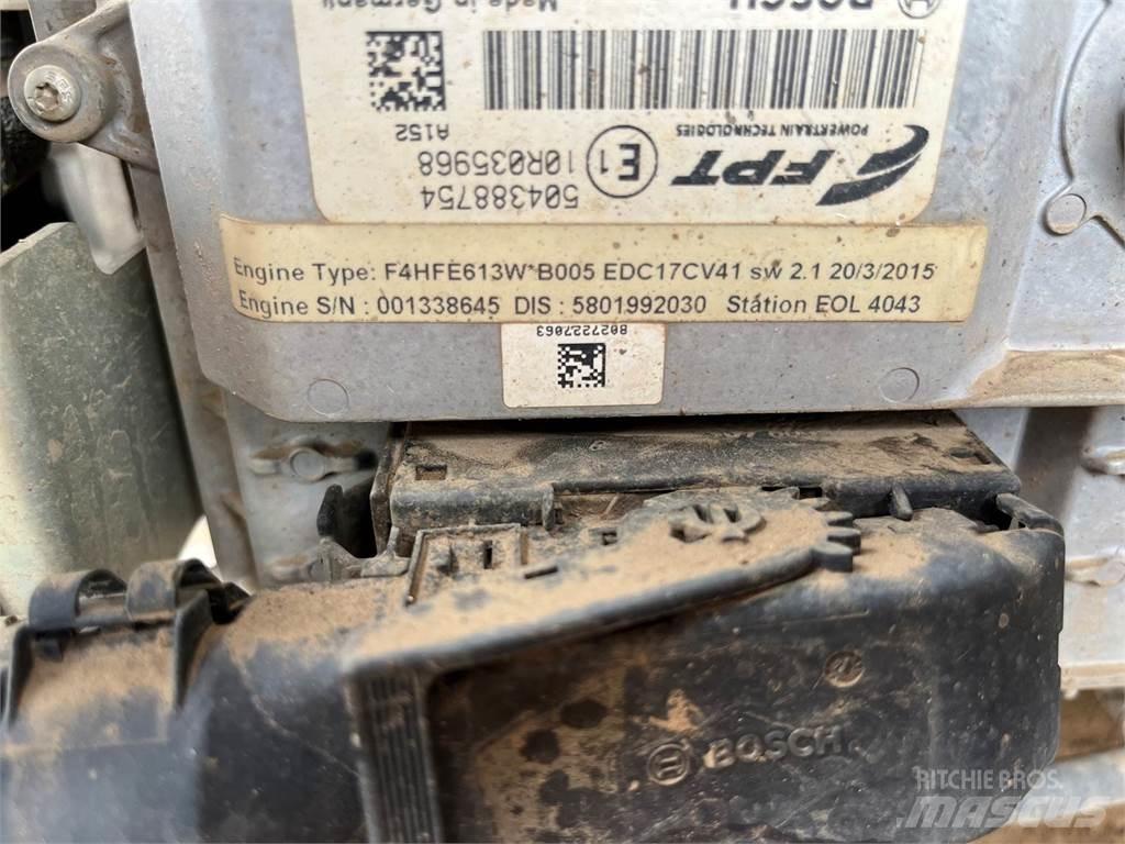 CASE 621F Gumikerekes homlokrakodók