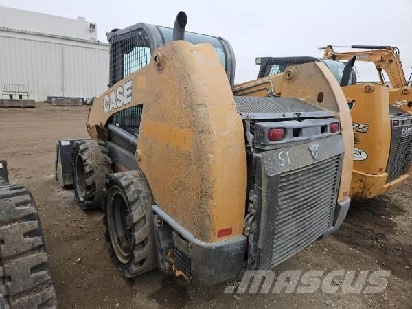 CASE SR240 Kompaktrakodók