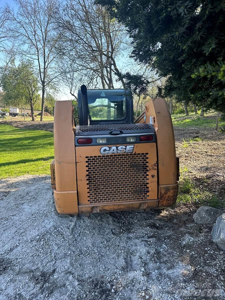 CASE SR250 Kompaktrakodók