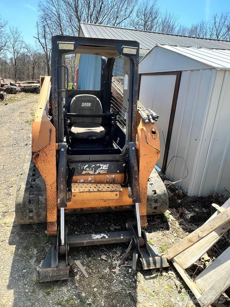 CASE TR270 Kompaktrakodók