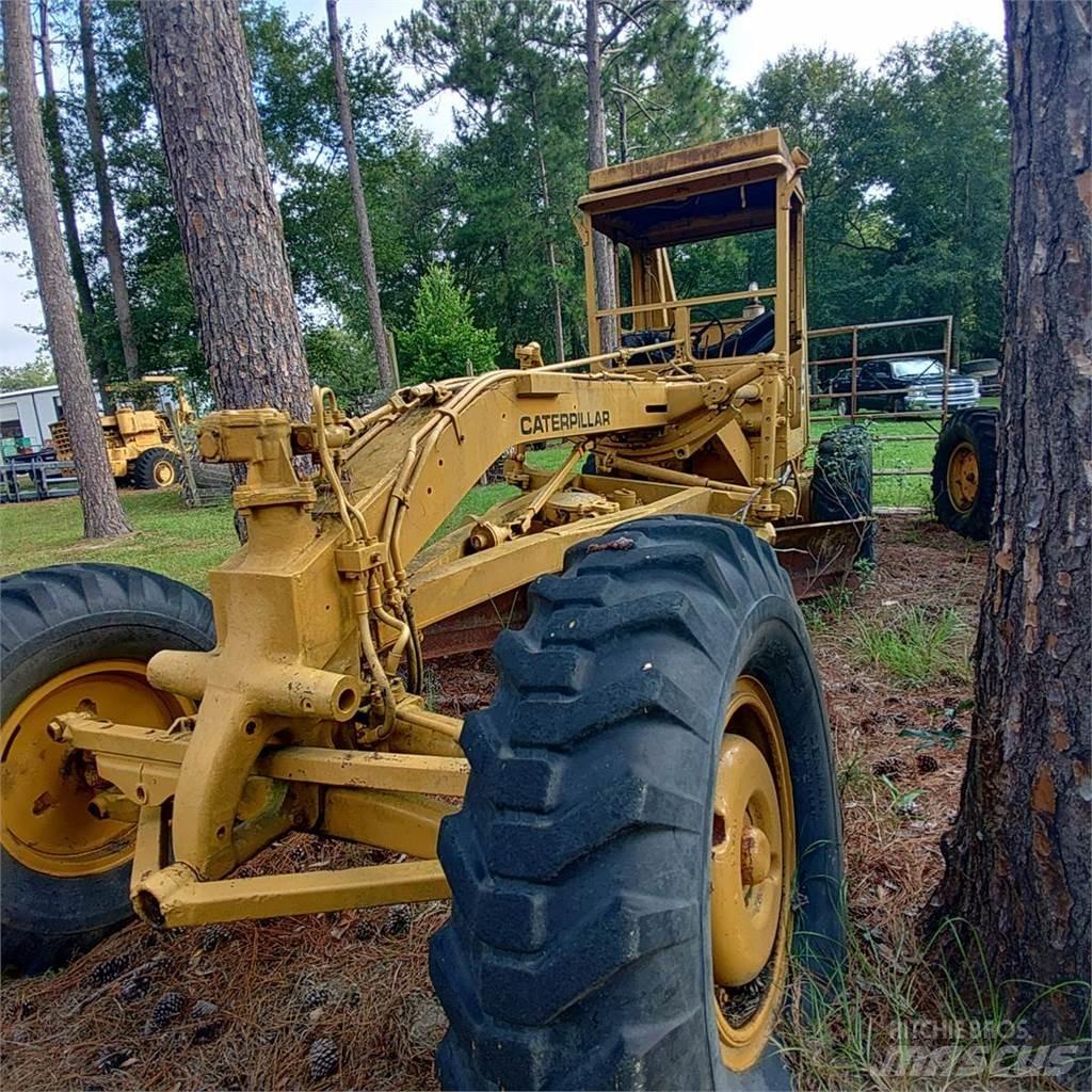 CAT 120 Gréderek