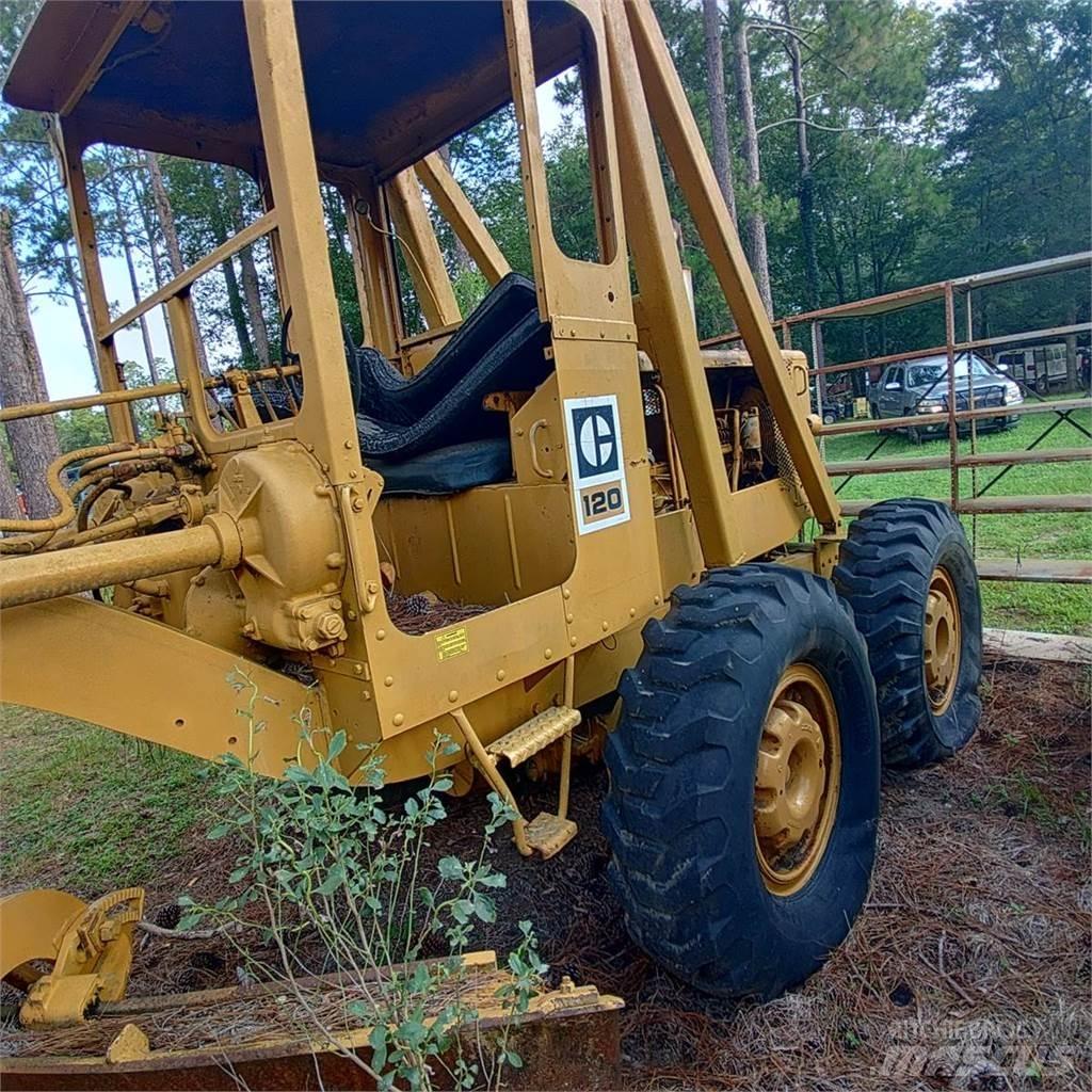 CAT 120 Gréderek