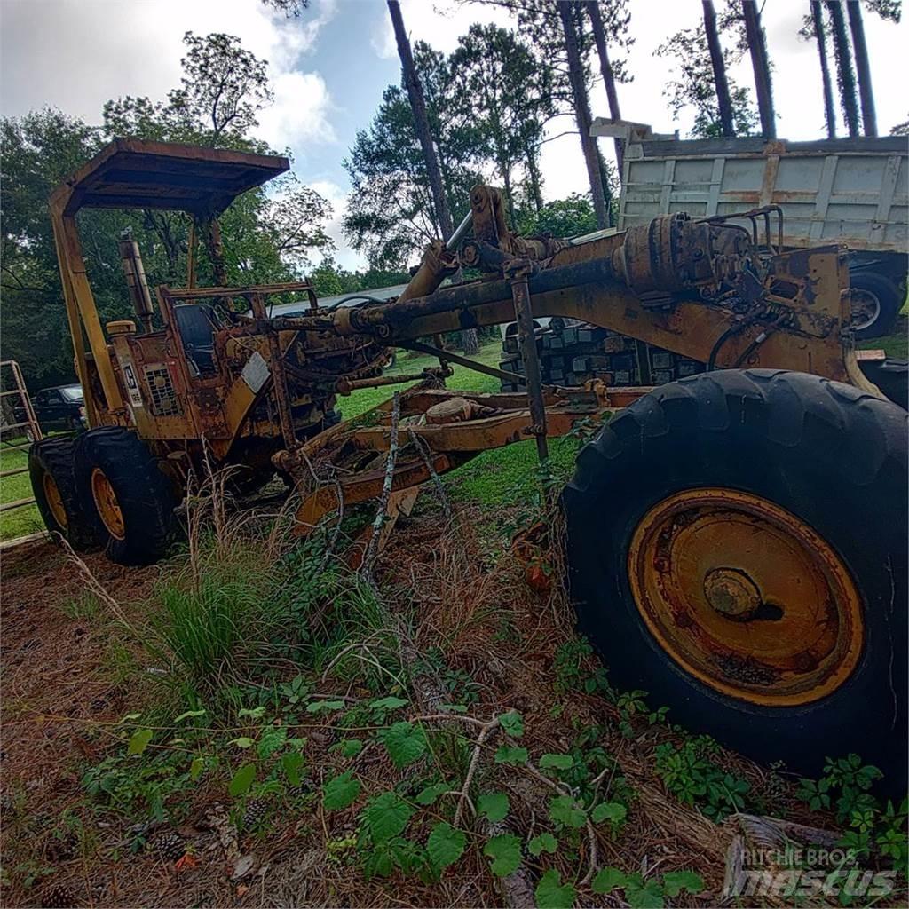 CAT 12E Gréderek