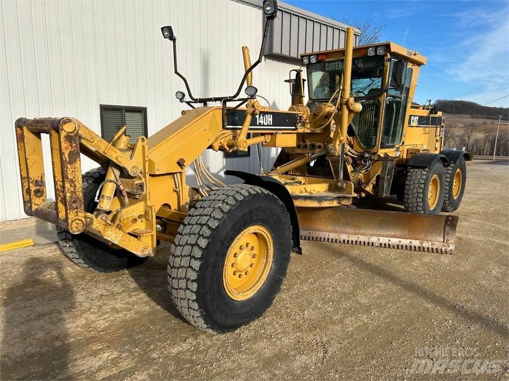 CAT 140H Gréderek
