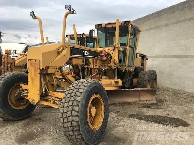 CAT 143H Gréderek
