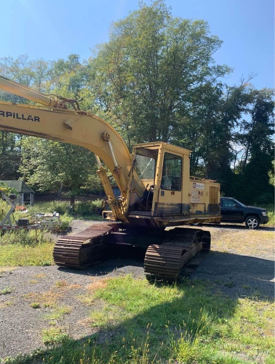 CAT 225 LC Lánctalpas kotrók