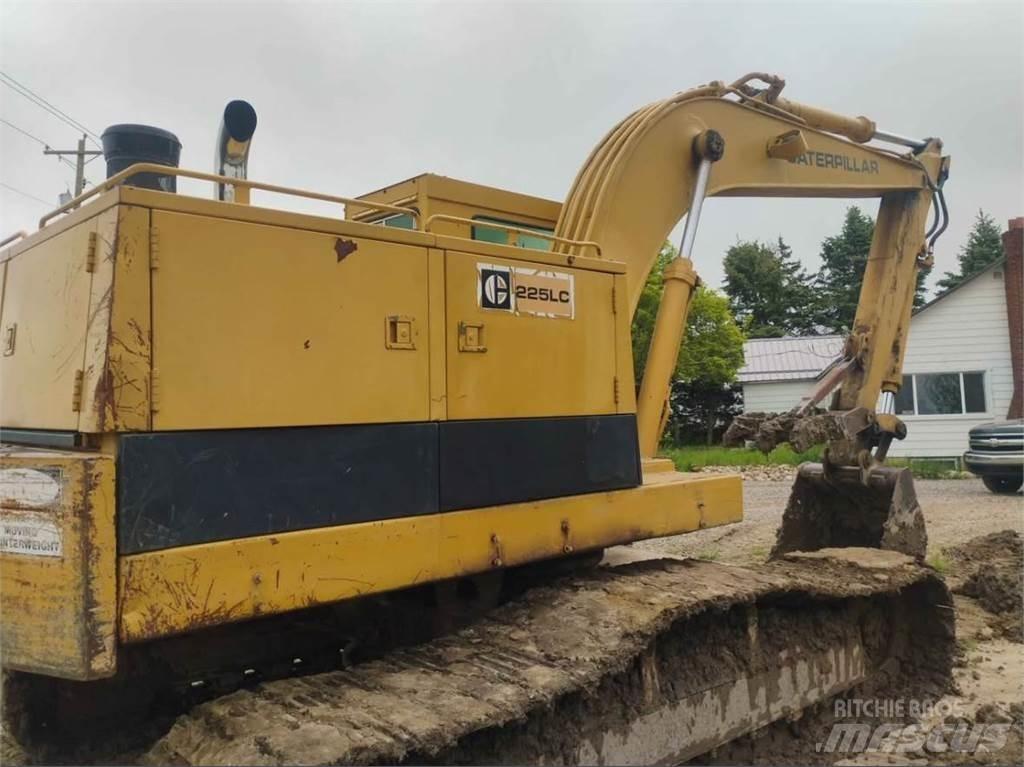 CAT 225 LC Lánctalpas kotrók