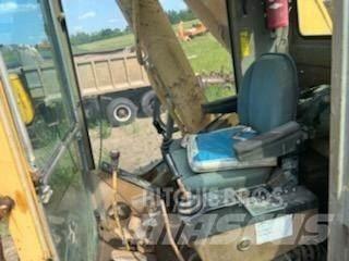 CAT 245 Lánctalpas kotrók