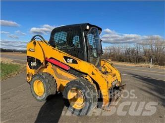 CAT 246C Kompaktrakodók