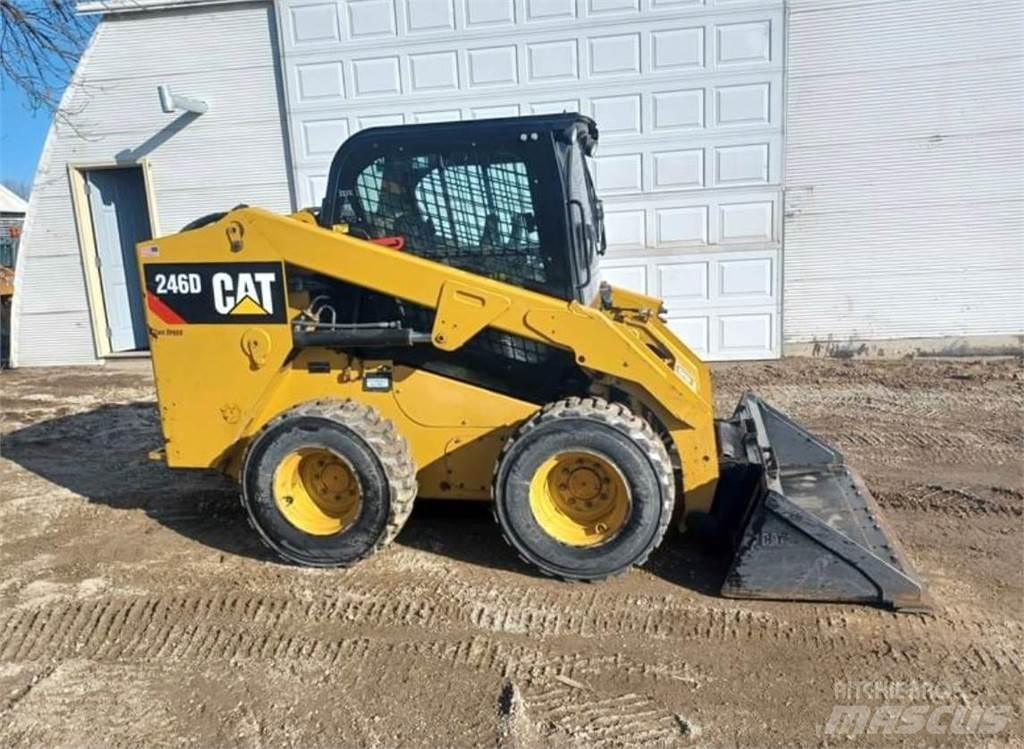 CAT 246D Kompaktrakodók
