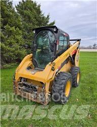 CAT 262D3 Kompaktrakodók