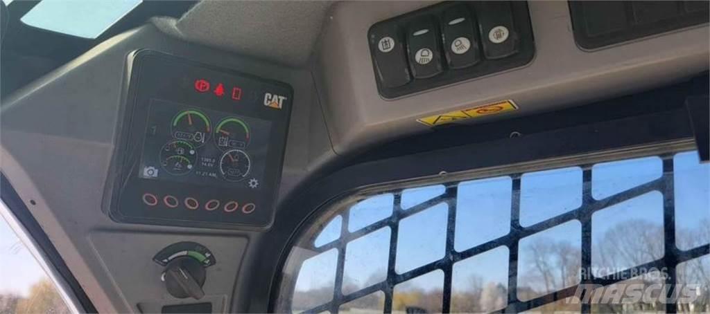 CAT 299D2 Kompaktrakodók