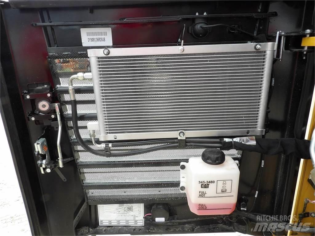 CAT 299D3 Kompaktrakodók