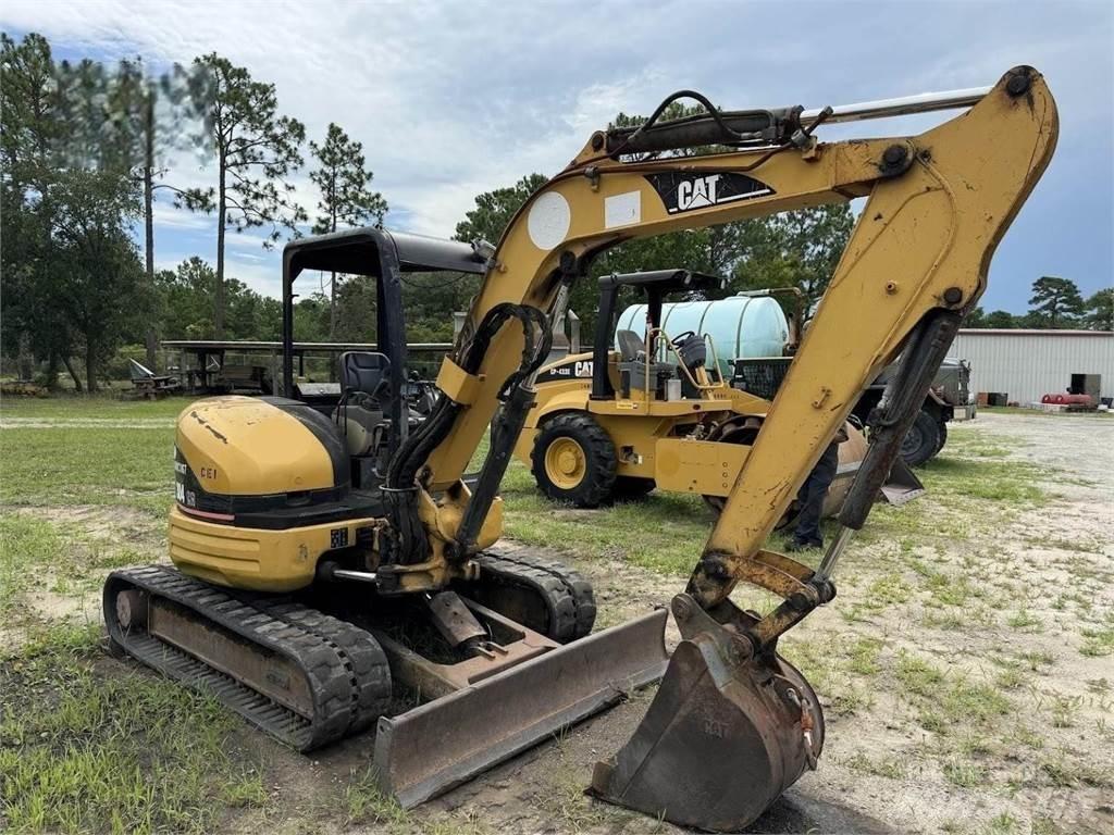 CAT 304CR Mini kotrók < 7t
