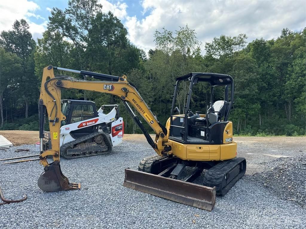 CAT 304E2 Mini kotrók < 7t