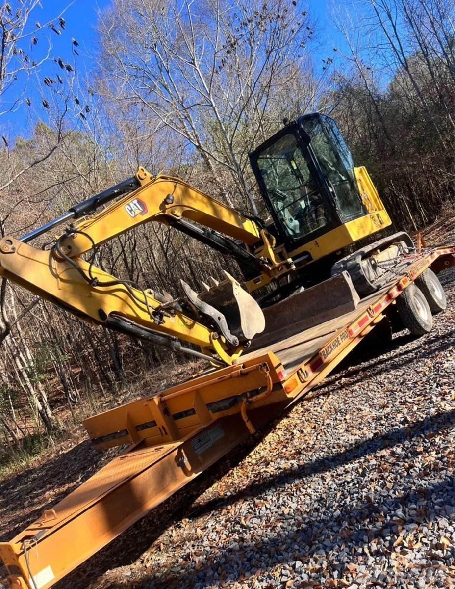 CAT 306 Mini kotrók < 7t