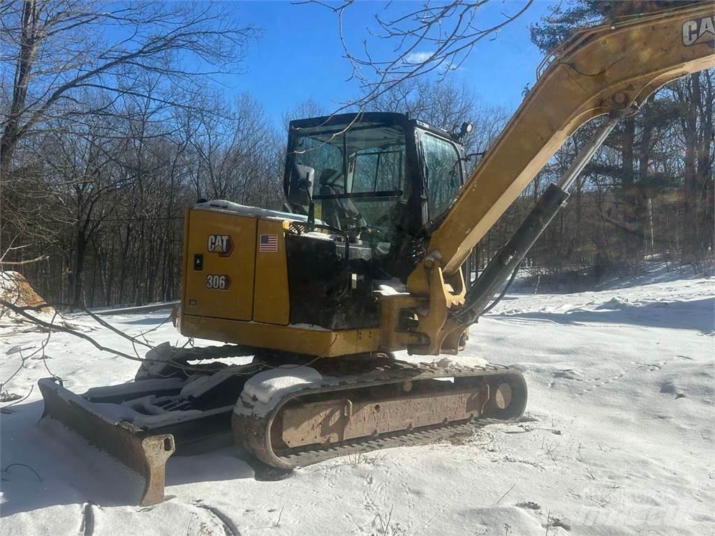 CAT 306CR Mini kotrók < 7t