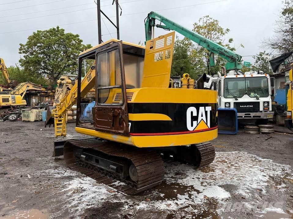 CAT 307 Lánctalpas kotrók