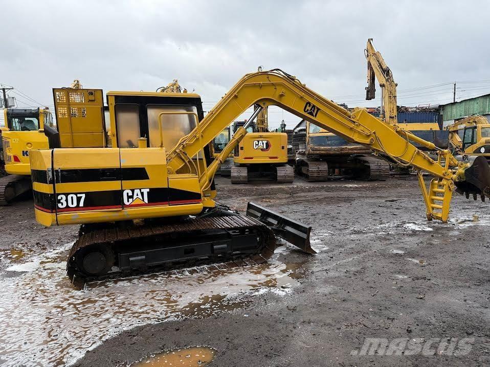 CAT 307 Lánctalpas kotrók