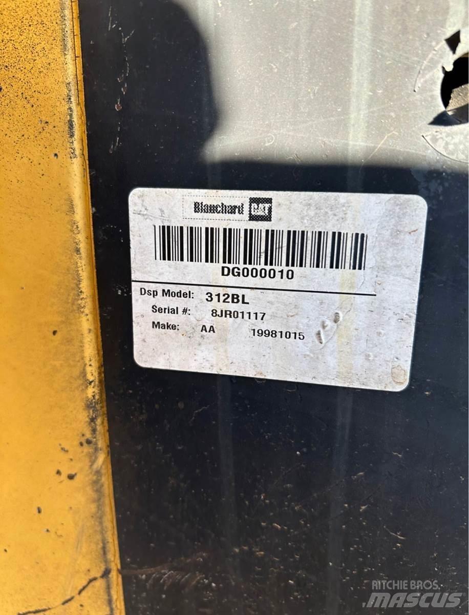 CAT 312BL Lánctalpas kotrók