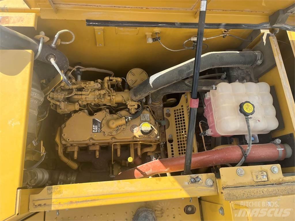 CAT 313FL Lánctalpas kotrók